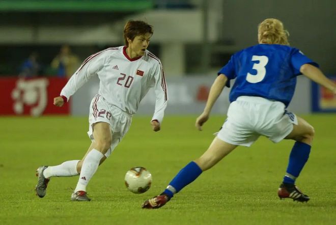 关于Doinb遭遇五持续失利，法国队教练压力巨大！赛场气氛高涨的信息